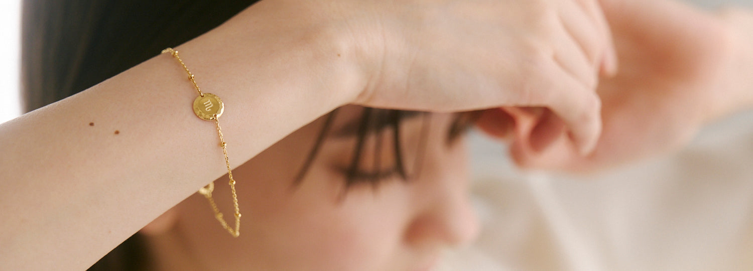 SoëL jewelry｜SoëL Bracelet｜ブレスレットの操作を、片手で簡単に